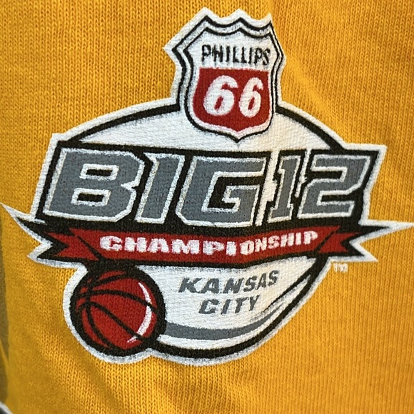 Mizzou 2012 Big12 Champions shortsleeved men’s large gold logo t-shirt - Picture 5 of 11